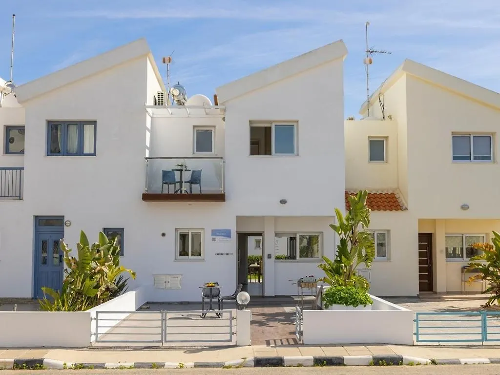 Villa Nora Protaras 0*,