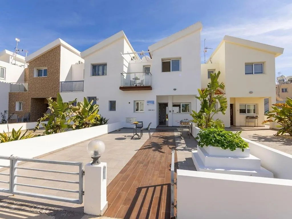 Villa Nora Protaras